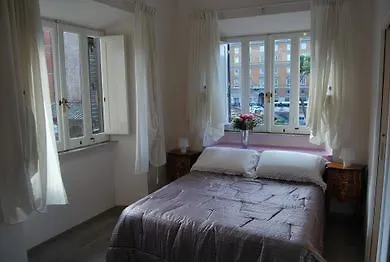 Temple View Fcollection Superior Relais Bed & Breakfast Rome